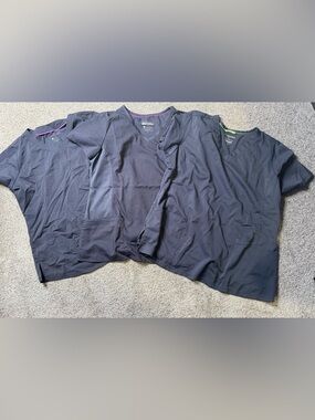 healing hands Charcoal Gray Scrub Tops - Set of 3 XL